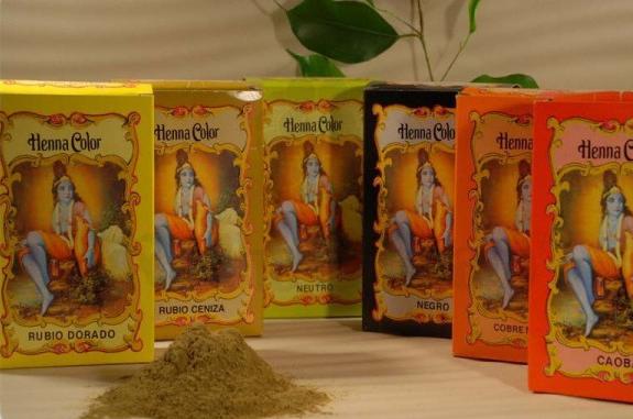 Colorazione in polvere Henna Color castano scuro - 100 gr